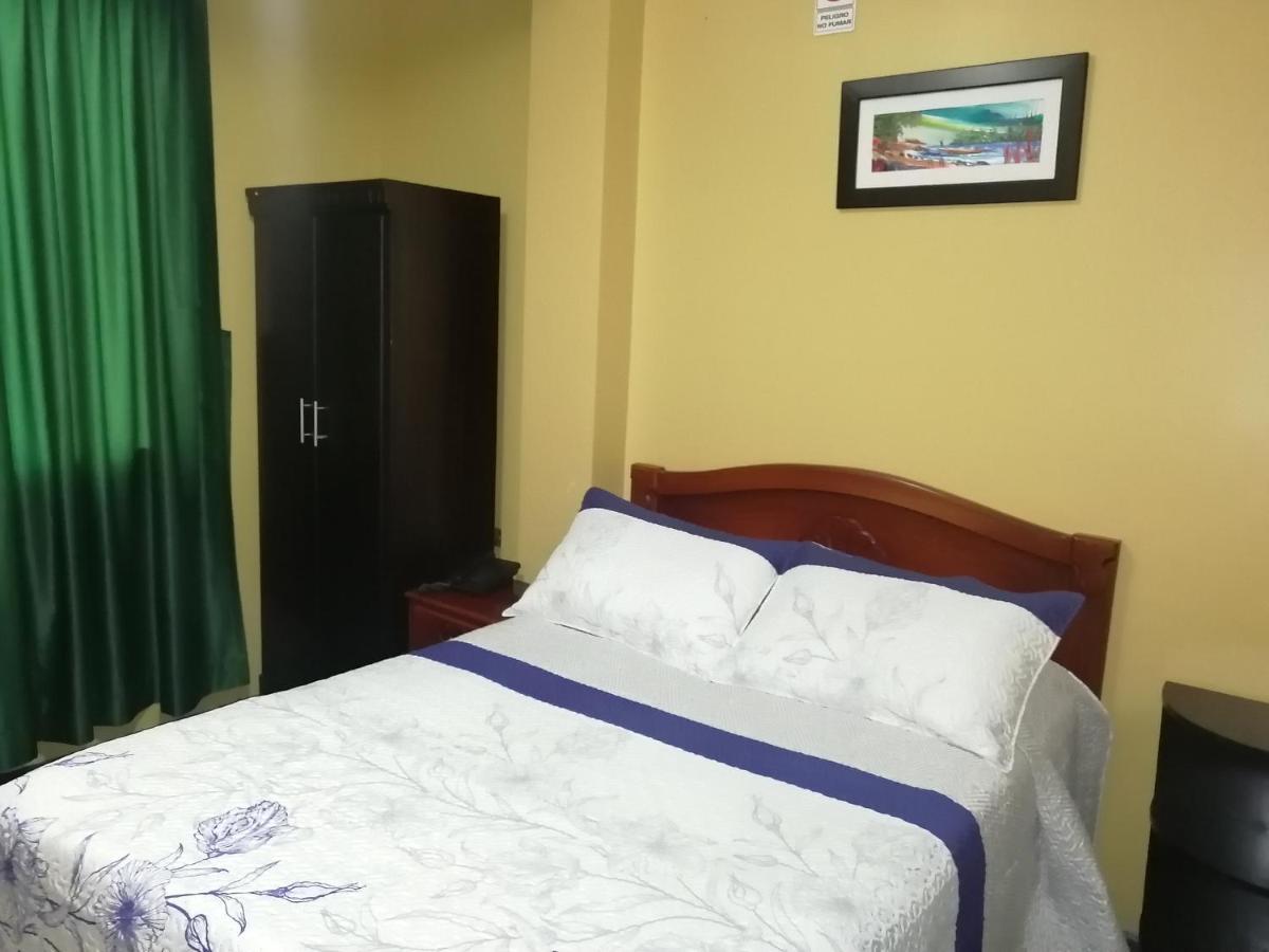 Hostal Los Lirios Loja Luaran gambar